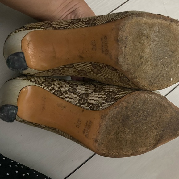 Gucci pumps size 7 - Picture 3 of 3